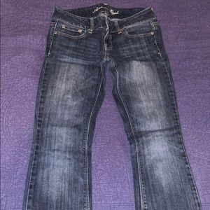 American Eagle dark blue jeans